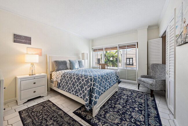 Photo - 250 Bradley Pl Unit 308