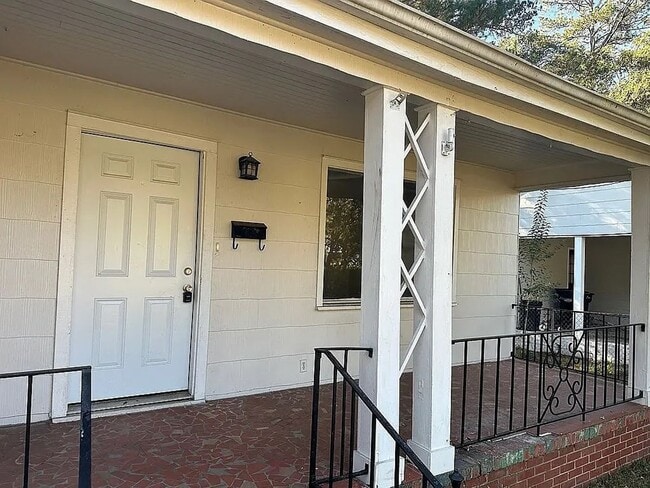 Photo - 4250 Adams St