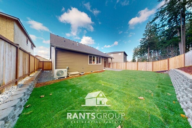Photo - Brand New Home! Beautiful Steilacoom Ridge Home! Easy freeway access!