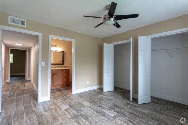 3bd 2ba 1230 SF Premium - Autumn Run