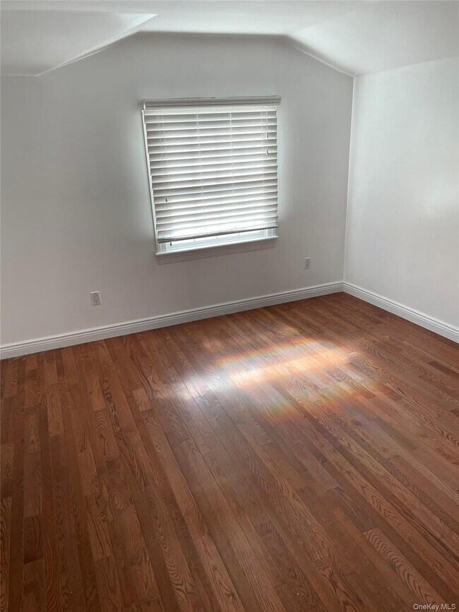 Photo - 64-57 230th St