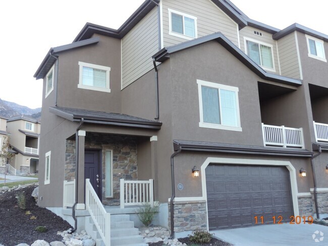 Building Photo - 3 Bed Townhome - Provo's Southeast Bench