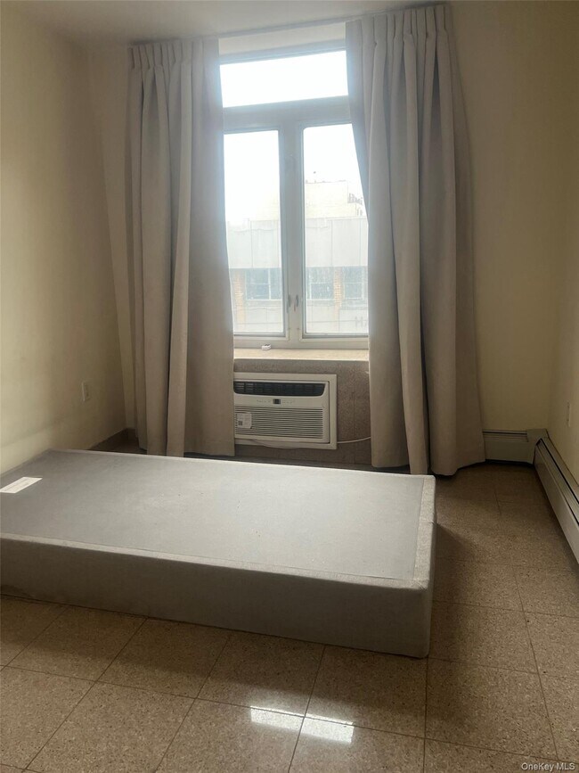 Photo - 35-21 Farrington St Unit 2FL