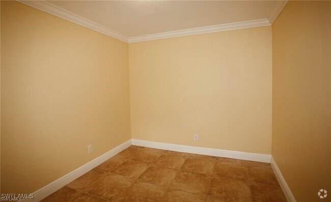 Building Photo - 2865 Winkler Ave Unit 417 Rental