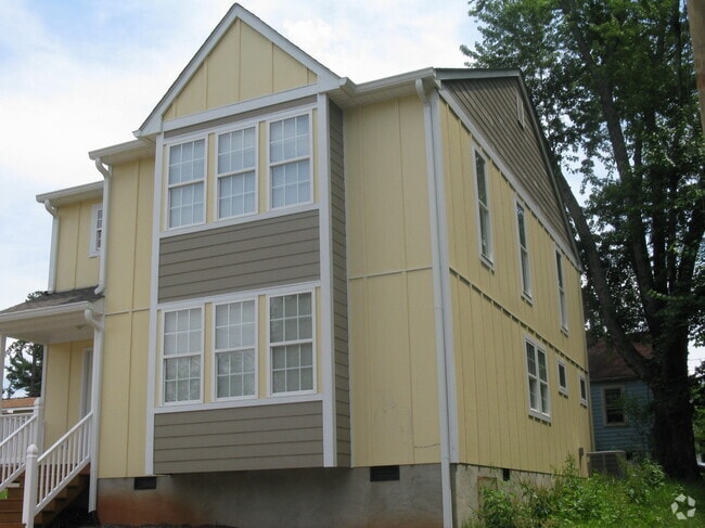Building Photo - 111 Montpelier St Rental