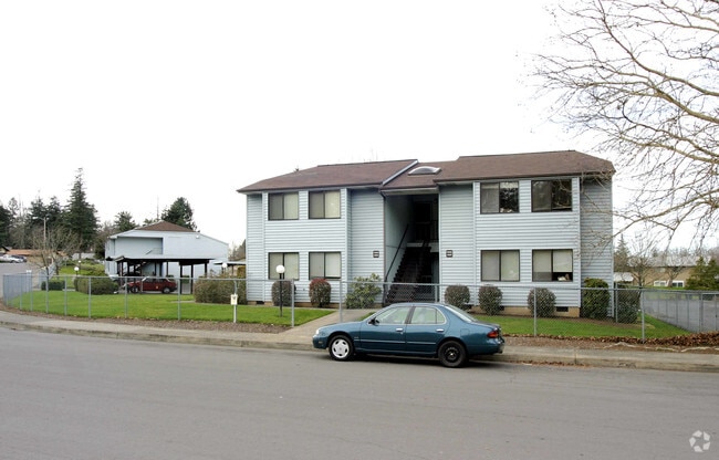 Photo - Kirk Grove Apartments