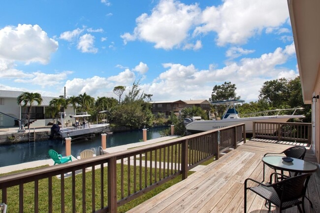 Photo - 1635 Pandorea Ln