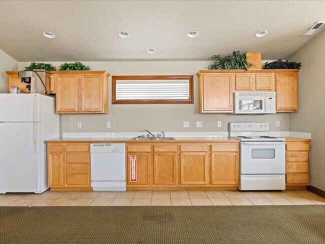 Photo - 6405 Chapel Hill Blvd Unit B201