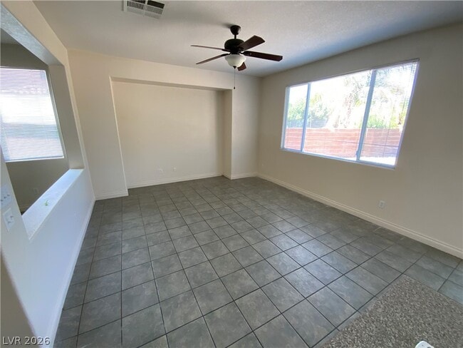 Photo - 2392 Predera Ave