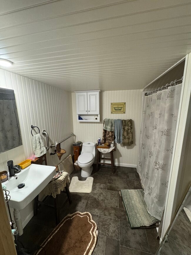 Photo - 11033 Tucker Run Rd