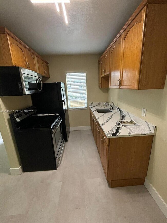 Photo - 2301 NE 6th Ave Unidad 204