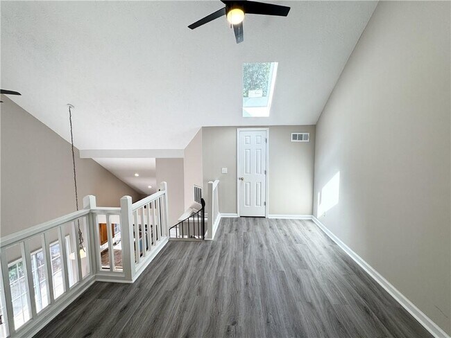 Photo - 1975 Brittania Cir