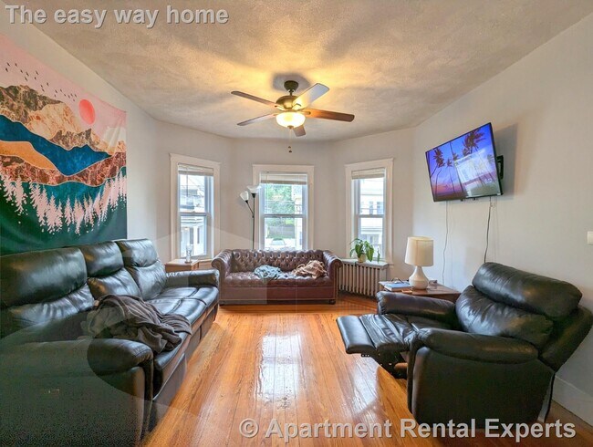 Photo - 35 Pearson Rd Unit #2