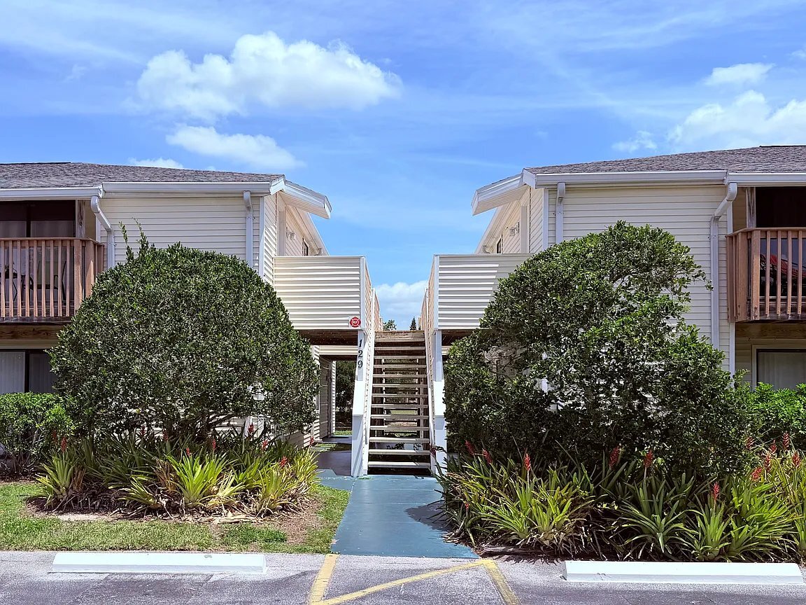Photo - 129 Camphor Cir Unit #F