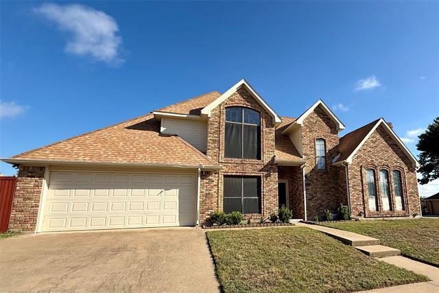 Photo - 2037 Village Green