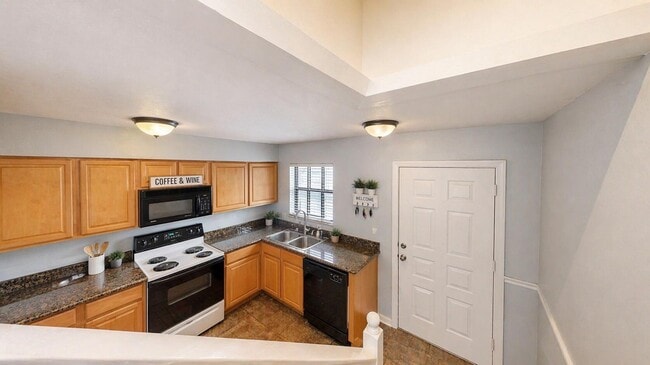 Photo - 1300 Seaway Dr