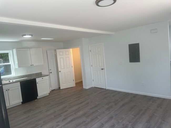 Photo - 86 West St Unit A