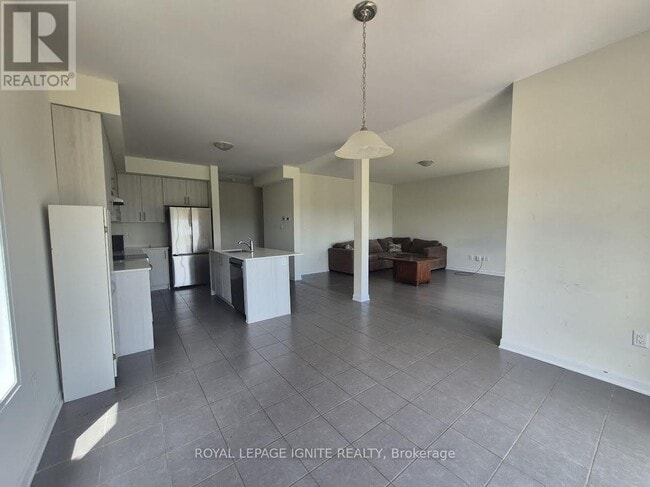 Photo - 137 Gildersleeve Blvd