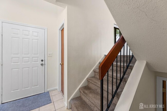 Photo - 65 Diamond Ln