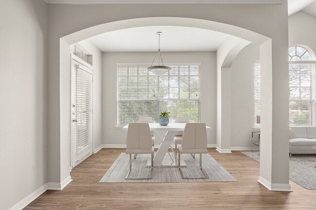 C243030_VerandaAtCenterField_3b2bROI_Comedor_01 - The Veranda at Centerfield