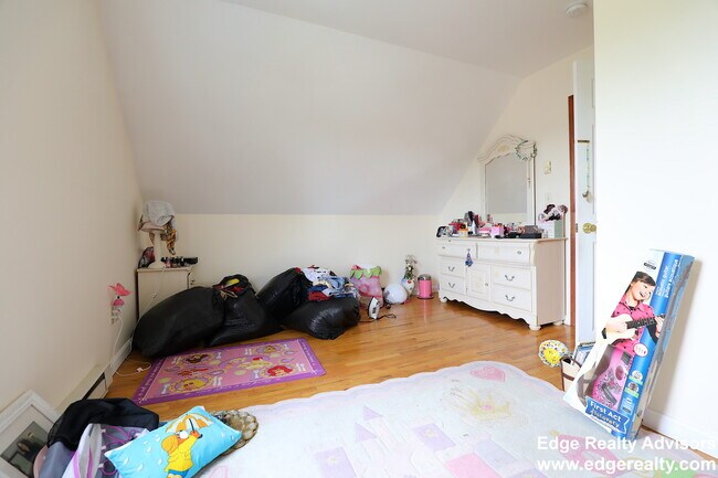 Photo - 35 Riverdale St Unit 1