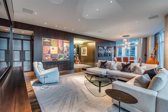 Photo - 1918 Olive St Unidad 1603