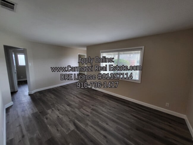 Photo - 1319 Palomar Cir