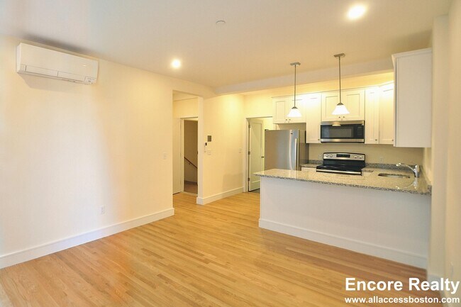 Photo - 877 Beacon St Unit 12