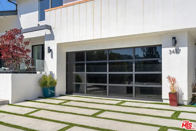 Photo - 3437 Troy Dr