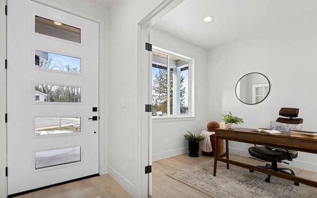 Building Photo - 218 N 54th Pl Rental