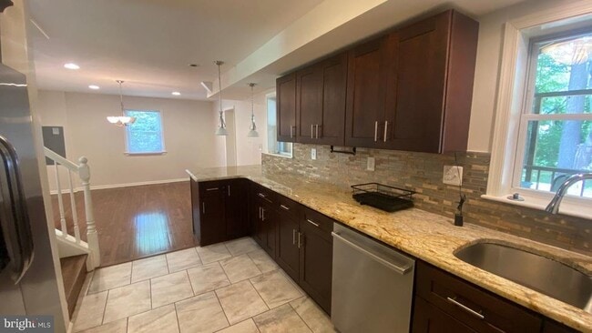 Photo - 6006 Windham Rd