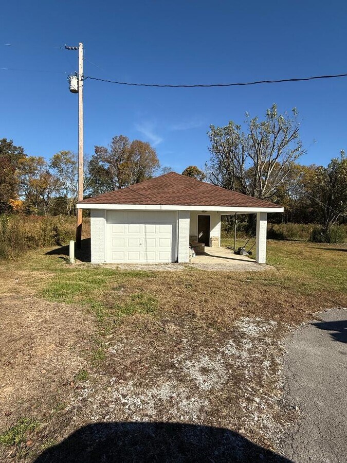 Photo - 1805 Sparta Hwy