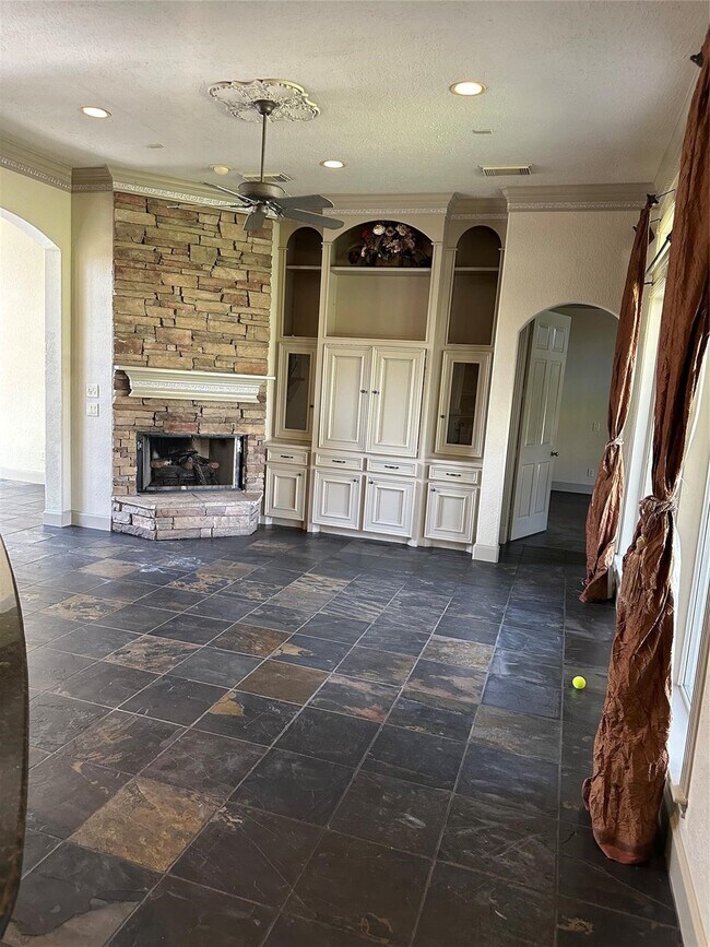 Photo - 38 Hillock Woods