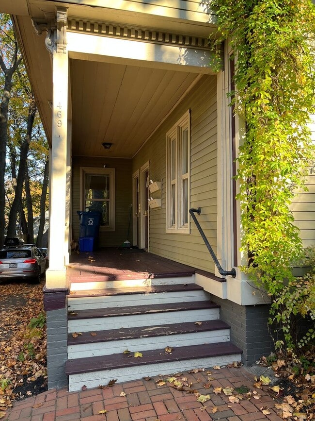 Photo - 469 Cumberland Ave Unit 6