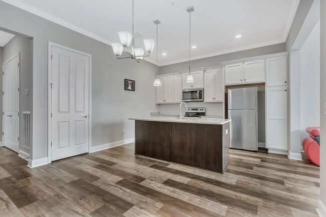 Photo - 2052 Sunflower Dr