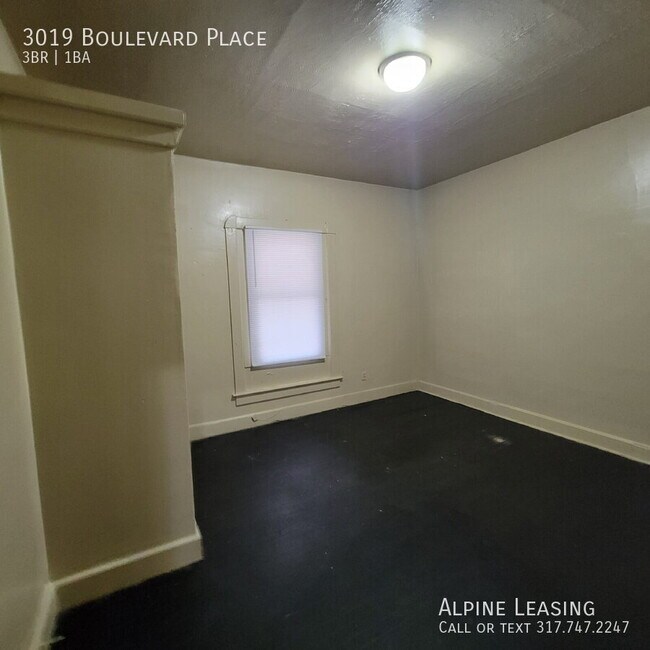 Photo - 3019 Boulevard Pl