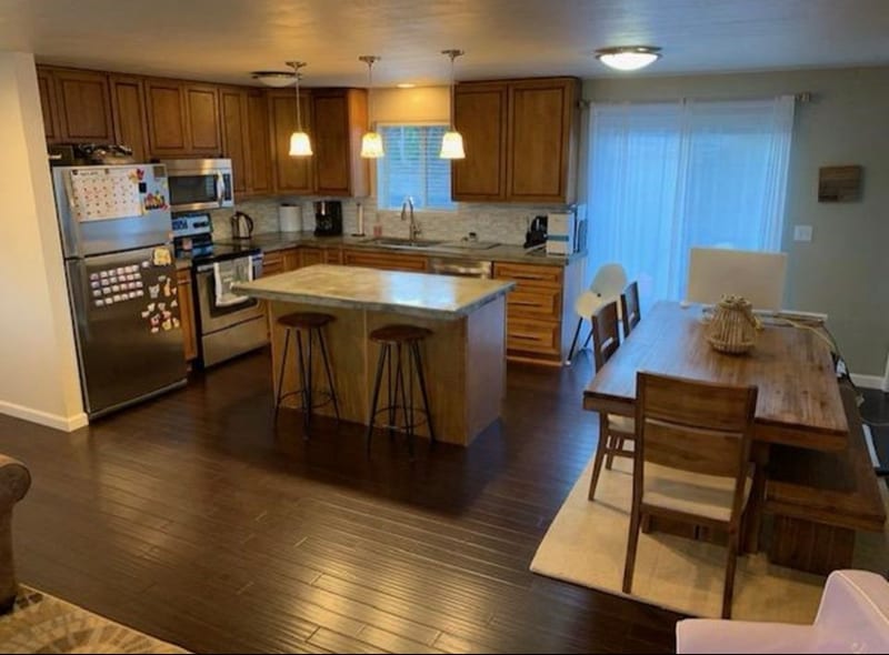 Photo - 102 Miles Dr