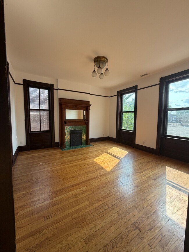 Photo - 2314A Louisiana Ave Unit 2FL
