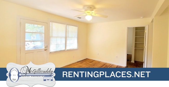 Photo - 1204 Holden Dr