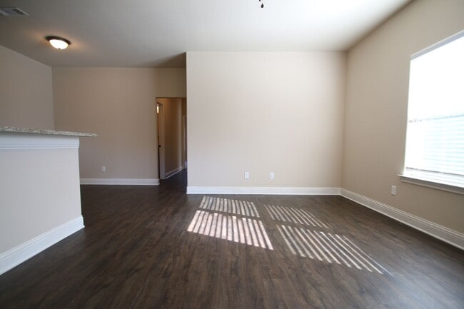 Photo - 3217-3219 Karen St. Unit 3219