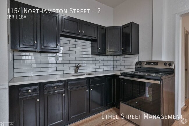 Building Photo - 1154 Northampton St Unit 2 Rental