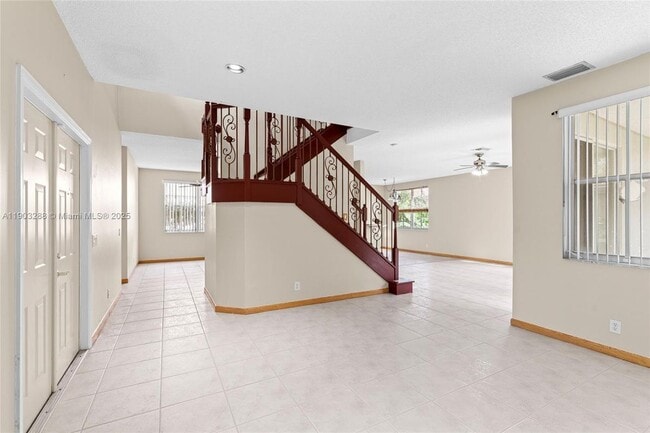Photo - 4490 Foxtail Ln Unit HOME