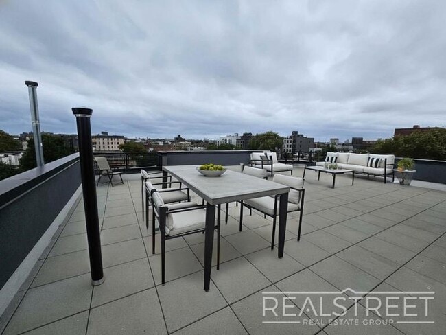 Photo - Tilden Avenue Unidad 1A