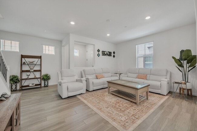 Photo - 9310 Mystic Lake Alley