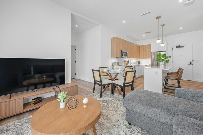 Photo - 282 Bremen St Unidad SI ID1240276P