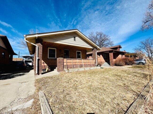 Building Photo - $0 DEPOSIT OPTION! ROSEDALE SUBDIVISION, CHARMING BRICK RANCH, PARTIALLY FINISHED BASMENT, 3 BED,...