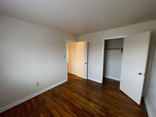 Photo - 50 - SAXONY COURT APARTMENTS