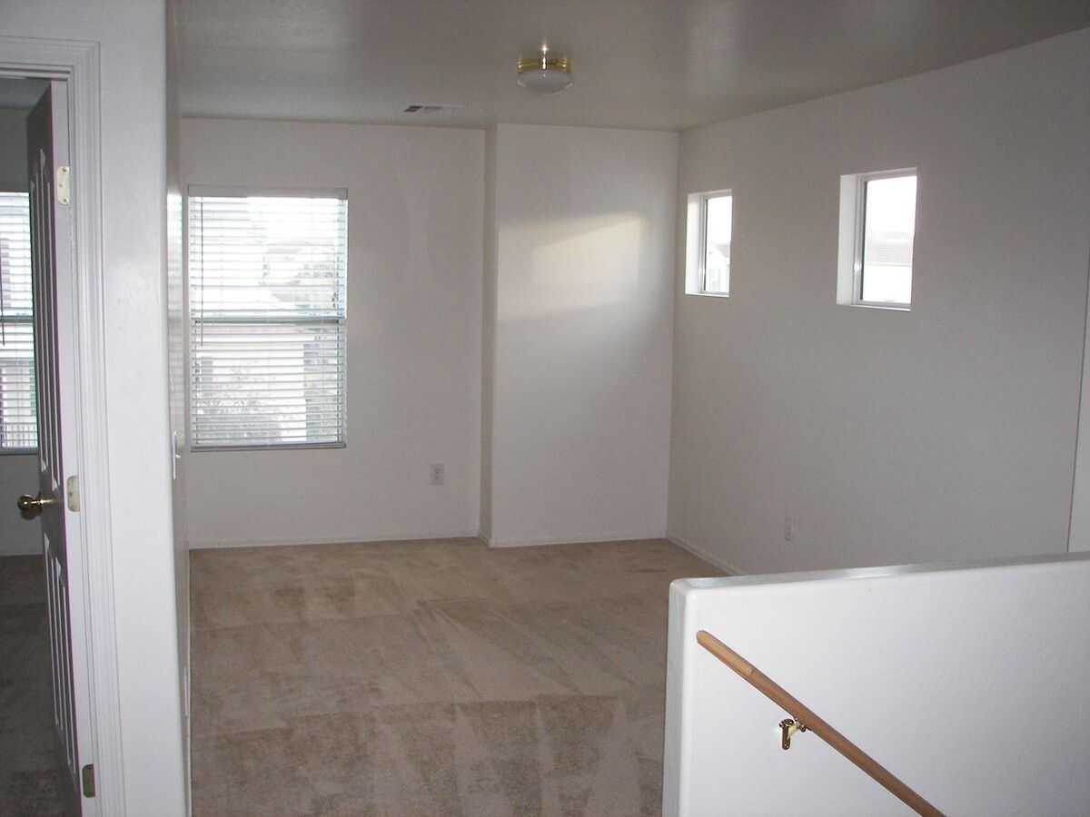 Photo - Beautiful Home in The Gardens