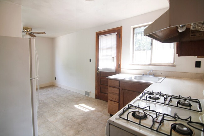 Photo - 421 Franklin Ave