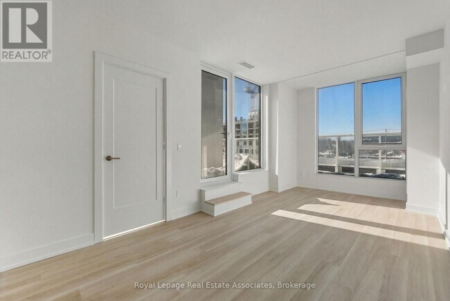 Photo - 25 Cordova Ave Unit 512